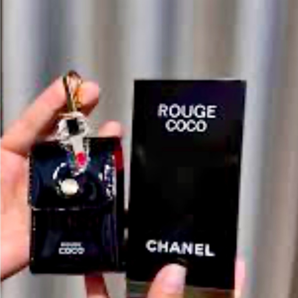CHANEL Rouge Coco Glossy Lipstick Pouch Key holder London Event NWB GWP - Picture 6 of 11